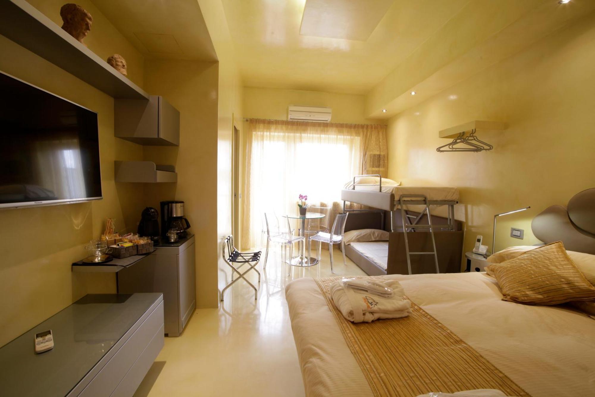 Domus Romana Homestay *